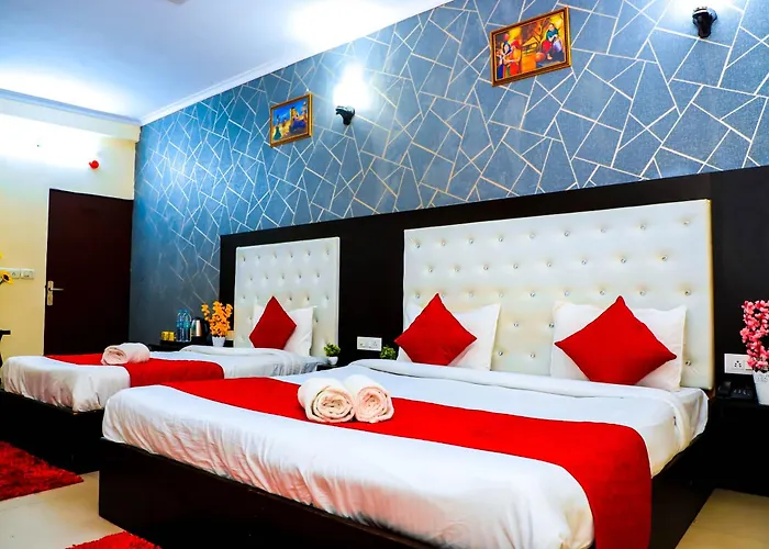 Hotel Global Inn By Quality Inn New Delhi